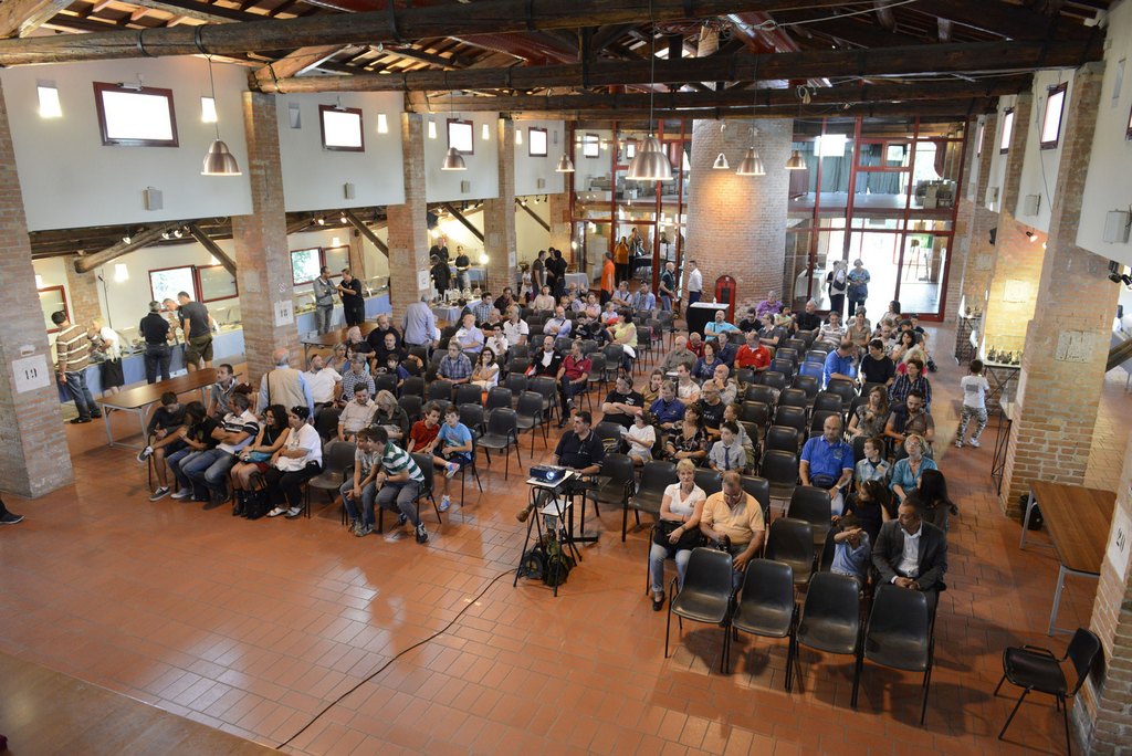 Sta per iniziare la premiazione