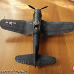 F 4U-1