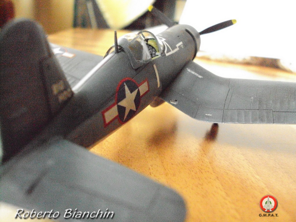 F 4U-1