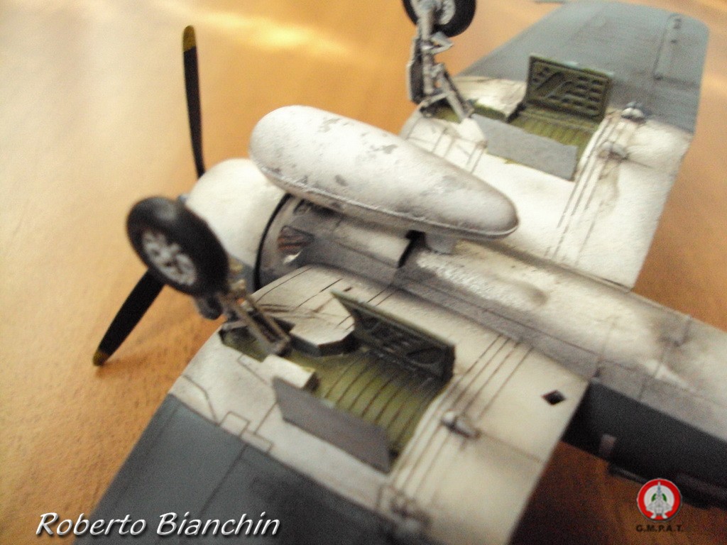 F 4U-1