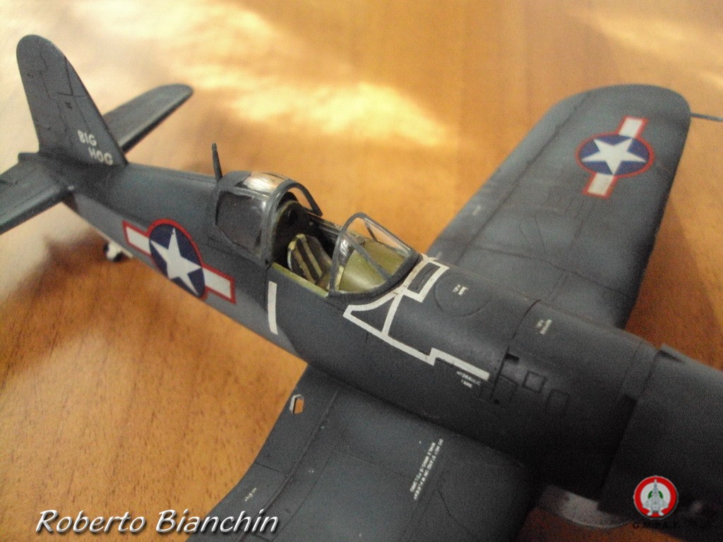 F 4U-1