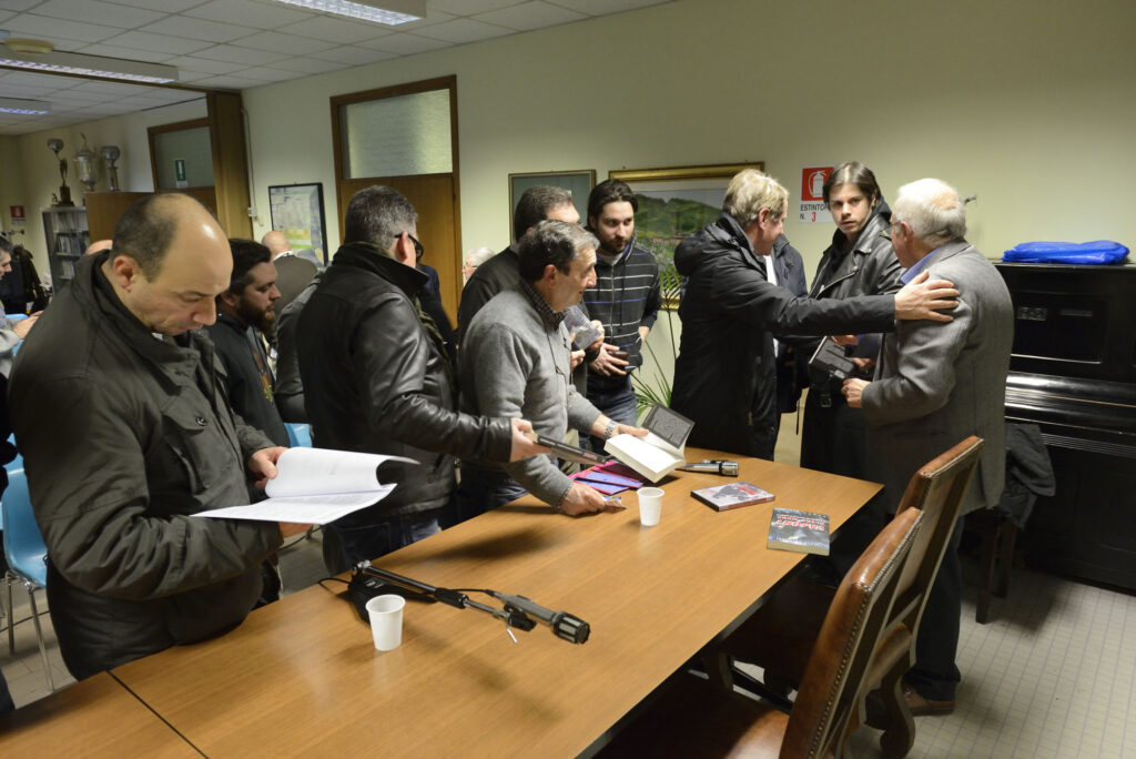 Presentazione libro Guarnieri 21feb14