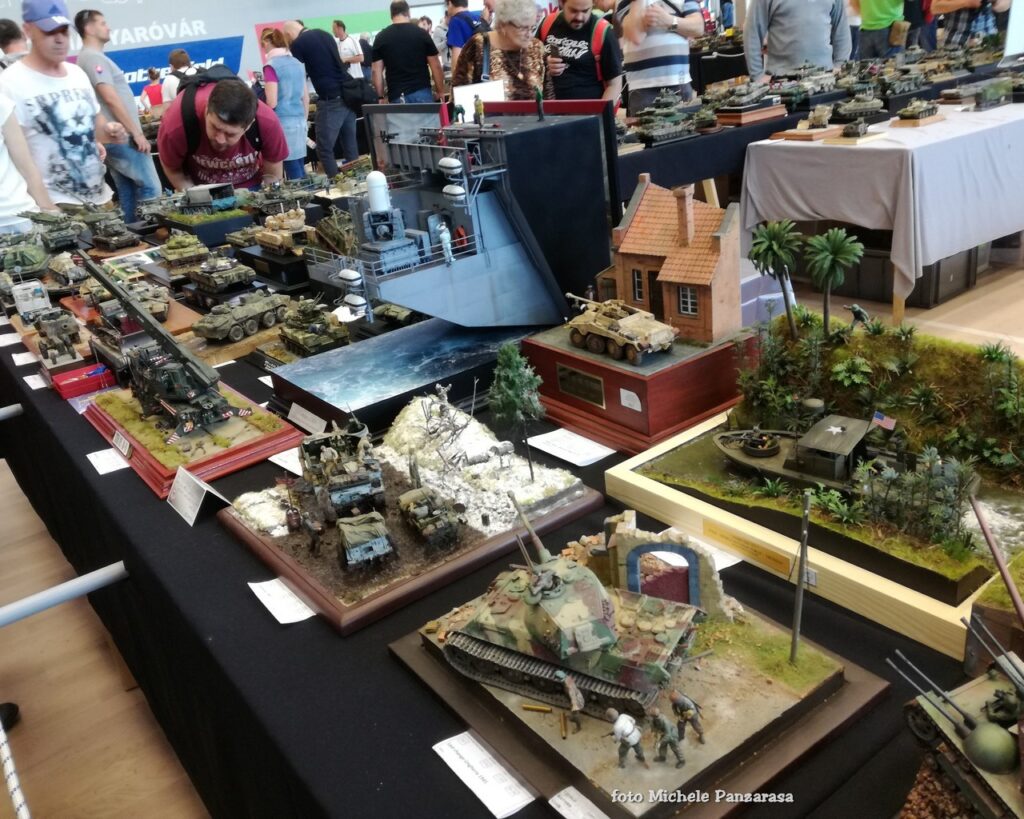 Moson Model Show