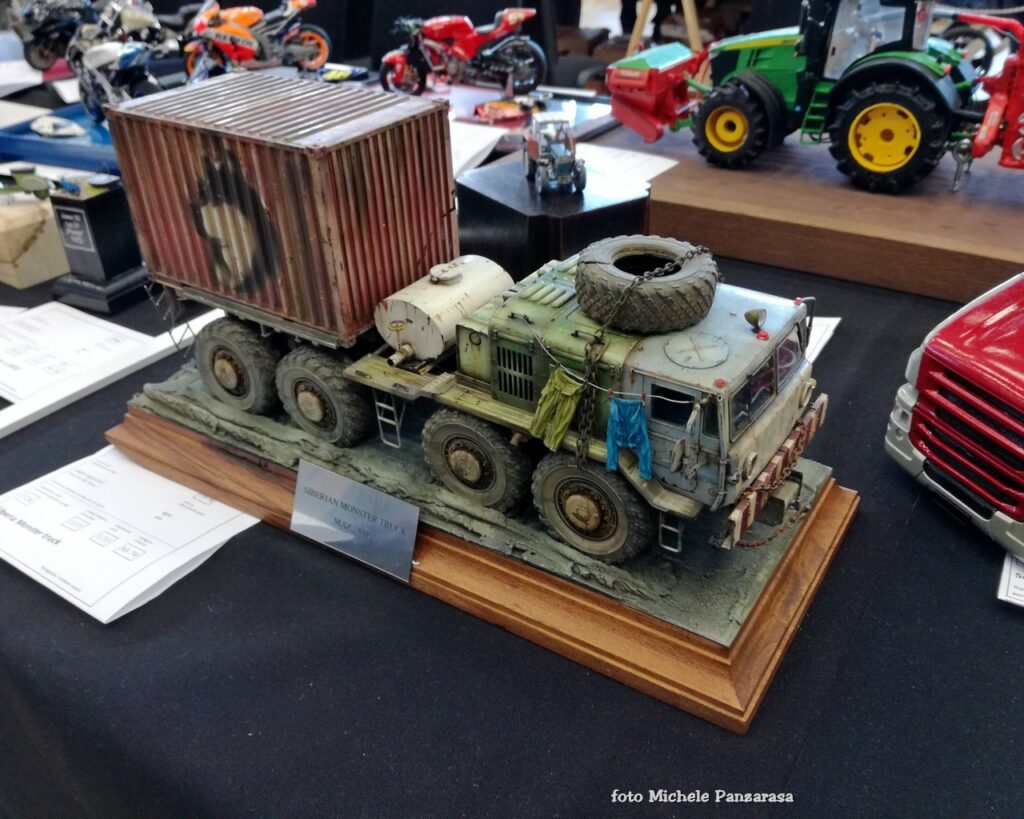 Moson Model Show
