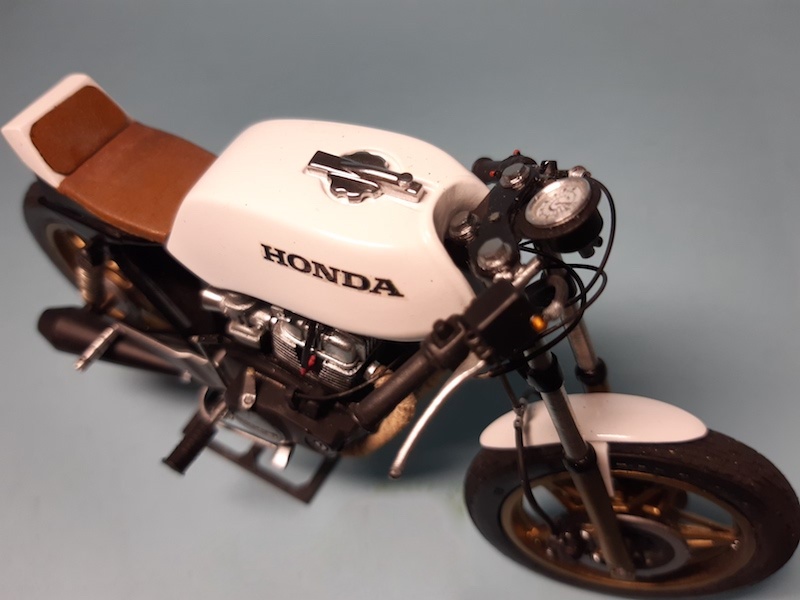 Honda CB 400 N Hawk