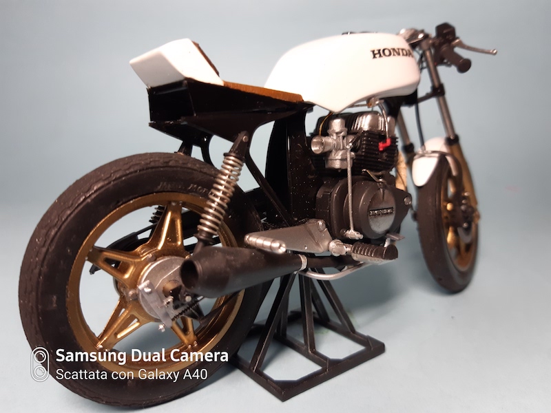 Honda CB 400 N Hawk