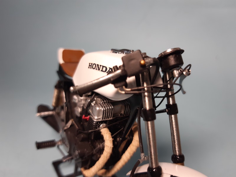Honda CB 400 N Hawk