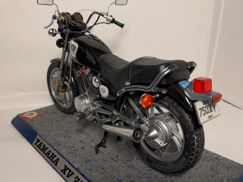 Yamaha XV 750 - Gianni Besenzon