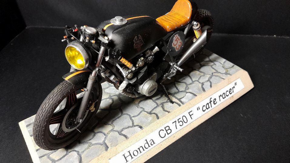 Honda CB 750 F